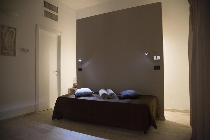 Hotel Club Viaggi Santo Stefano 马达莱纳 外观 照片