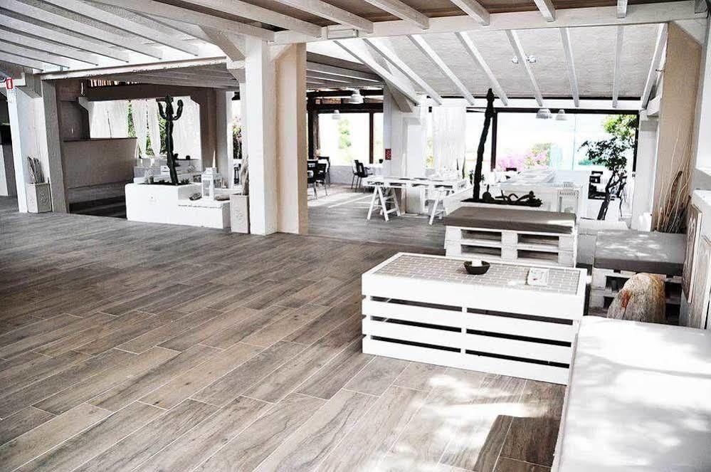 Hotel Club Viaggi Santo Stefano 马达莱纳 外观 照片