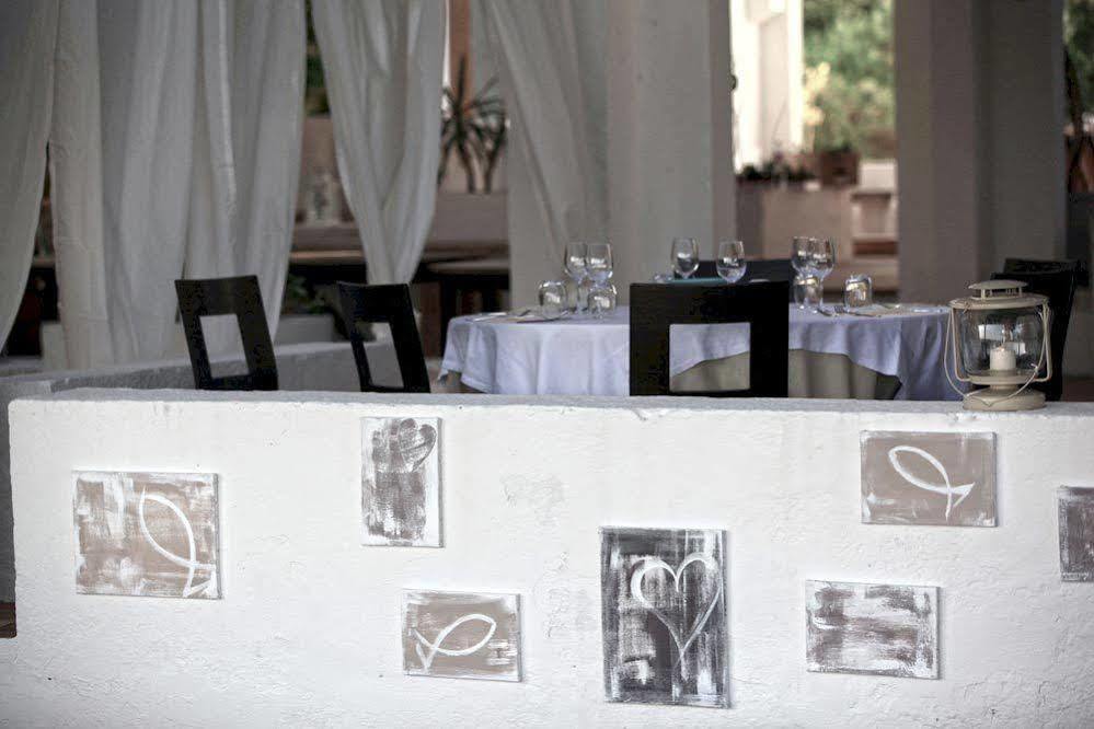 Hotel Club Viaggi Santo Stefano 马达莱纳 外观 照片